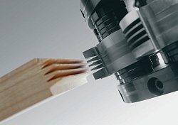 WEINIG HS 120 / HS 200 горизонтальное сращивание коротких заготовок